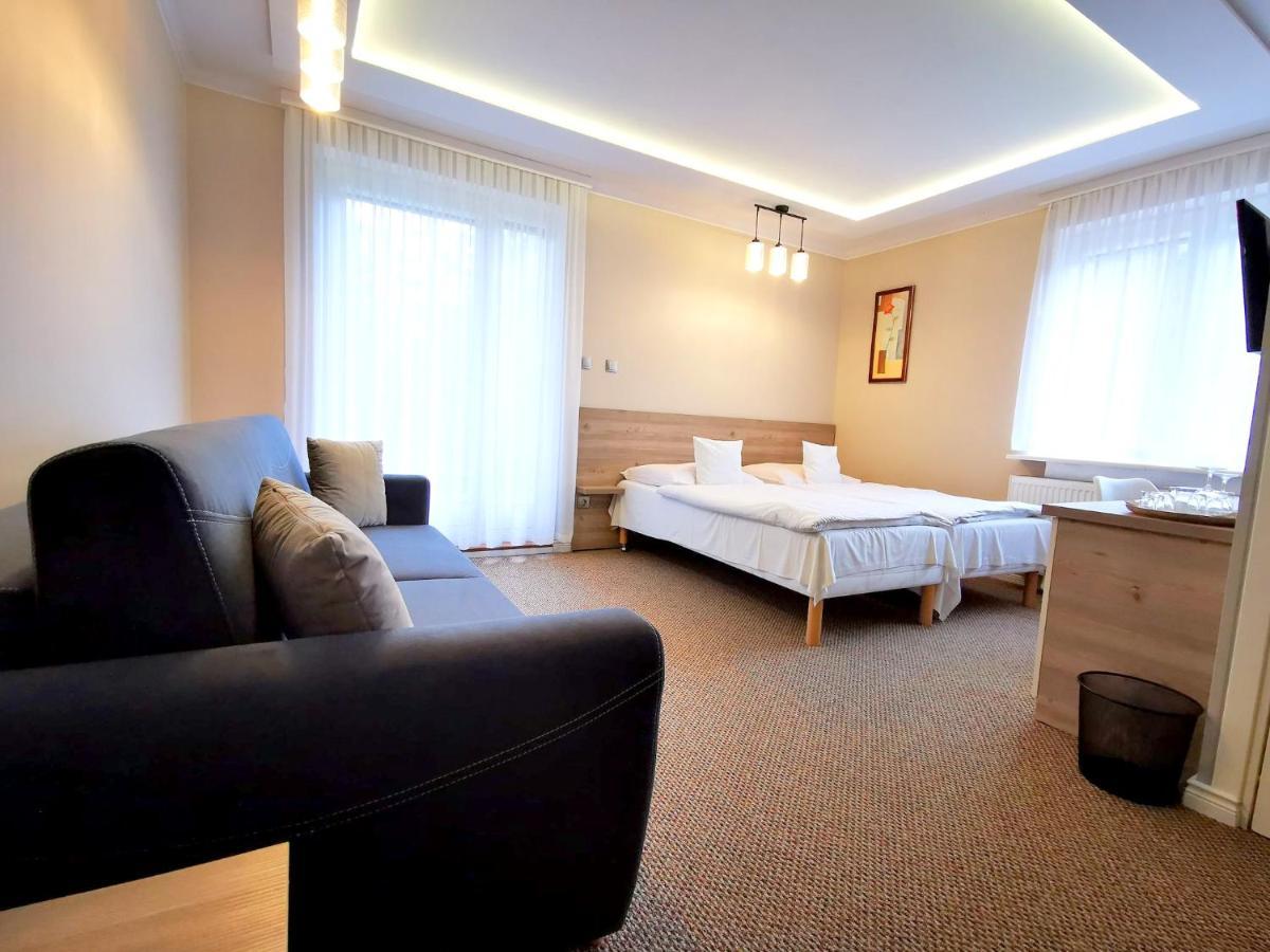 Dom Nad Rzeka Hotel Skwierzyna Bagian luar foto