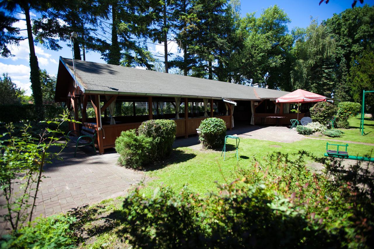 Dom Nad Rzeka Hotel Skwierzyna Bagian luar foto