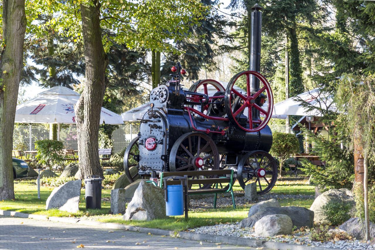 Dom Nad Rzeka Hotel Skwierzyna Bagian luar foto